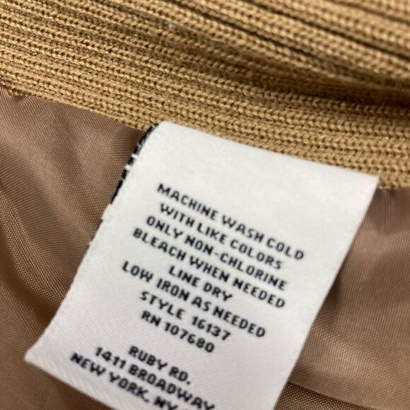 RUBY Rd. Quilted Animal Print, Vest, Women’s Sz L - Picture 7 of 14